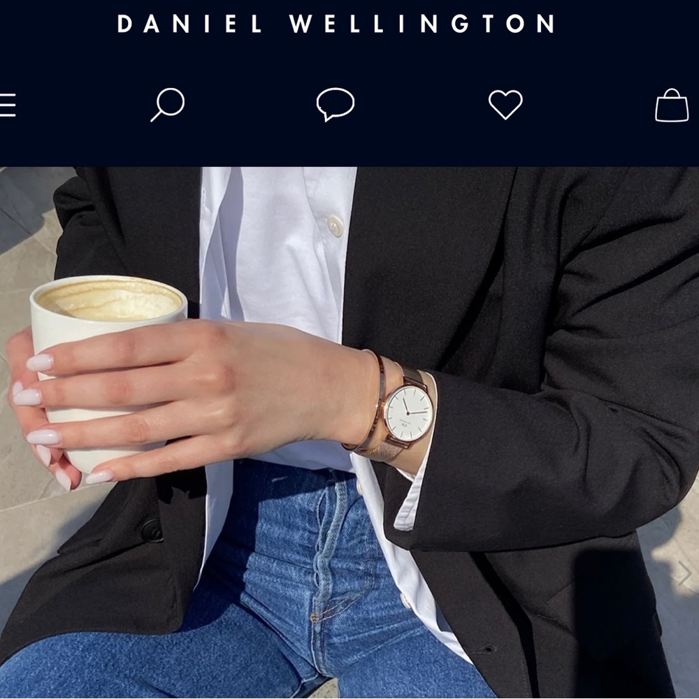 🤩Editor Pick🤩Daniel Wellington Rose Gold Bangle